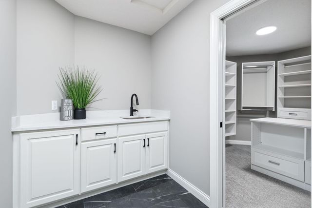 5034 Sparrow Road, Minnetonka, MN 55345