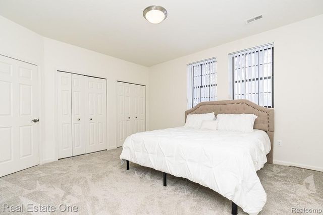 7086 Danbrooke Court, West Bloomfield, MI 48322