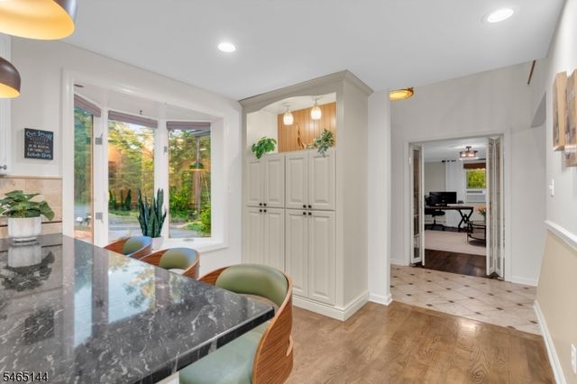 15 Ferguson Rd, Warren Twp., NJ 07059