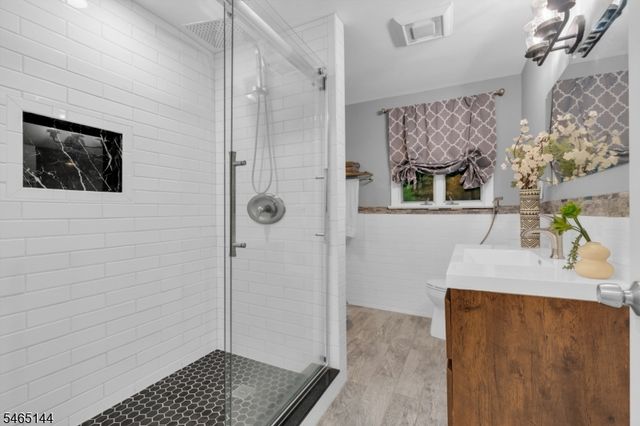 15 Ferguson Rd, Warren Twp., NJ 07059
