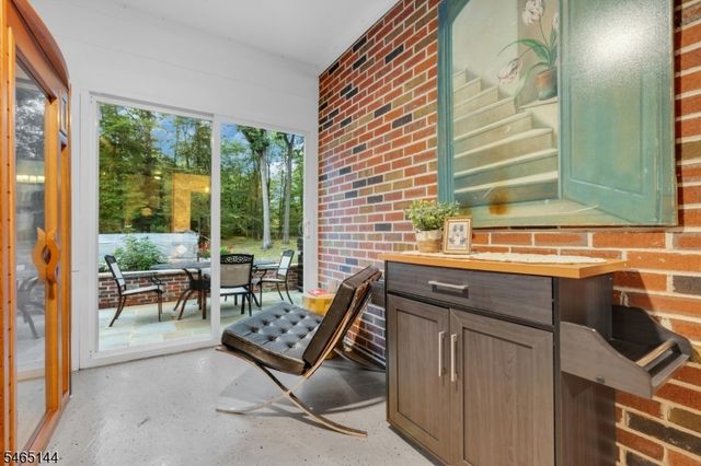 15 Ferguson Rd, Warren Twp., NJ 07059