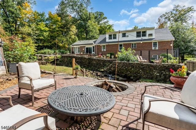 15 Ferguson Rd, Warren Twp., NJ 07059
