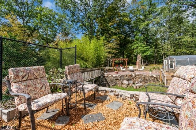 15 Ferguson Rd, Warren Twp., NJ 07059