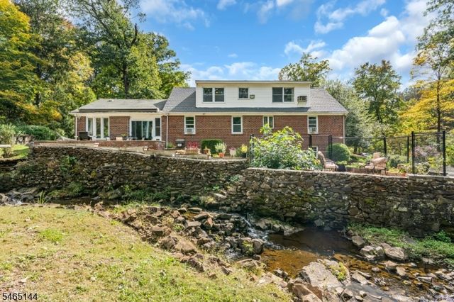 15 Ferguson Rd, Warren Twp., NJ 07059