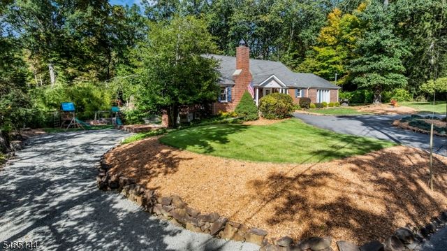 15 Ferguson Rd, Warren Twp., NJ 07059