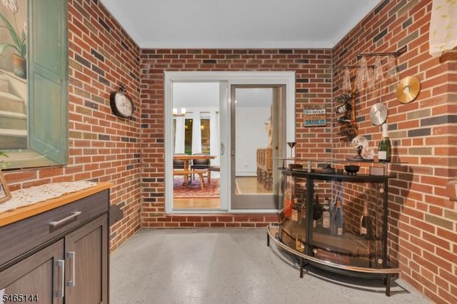 15 Ferguson Rd, Warren Twp., NJ 07059