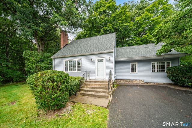 3 Dorman Road, Oxford, CT 06478