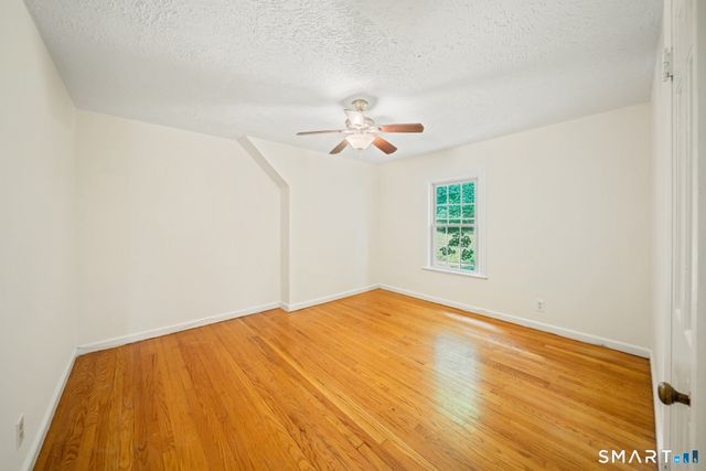 3 Dorman Road, Oxford, CT 06478