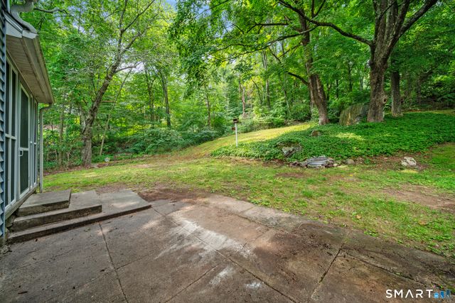 3 Dorman Road, Oxford, CT 06478