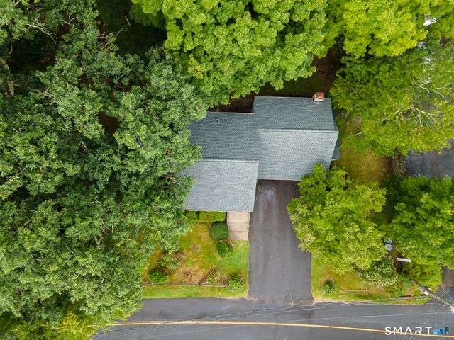 3 Dorman Road, Oxford, CT 06478