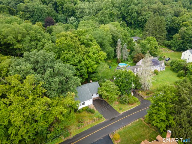 3 Dorman Road, Oxford, CT 06478