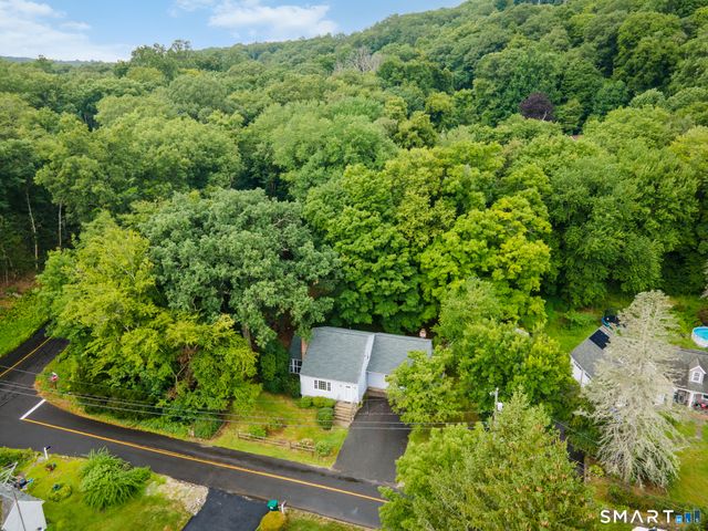 3 Dorman Road, Oxford, CT 06478