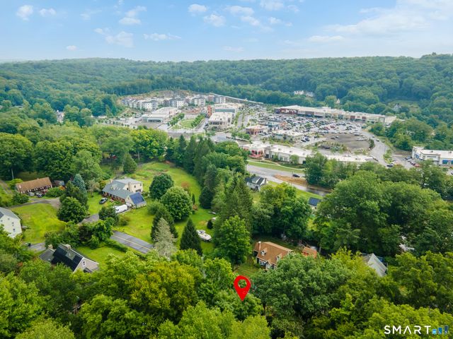 3 Dorman Road, Oxford, CT 06478