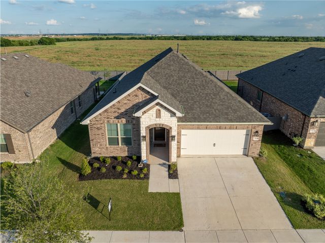 7518 Wild Mint Trail, Venus, TX 76084