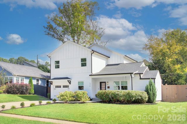 526 Seldon Drive, Charlotte, NC 28216