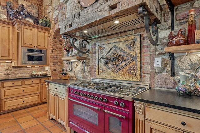 2021-3 County Road 312, Navasota, TX 77868