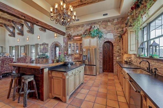 2021-3 County Road 312, Navasota, TX 77868