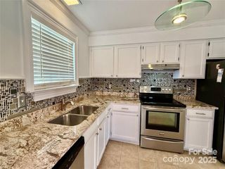 6130 Heathstone Lane, Charlotte, NC 28210