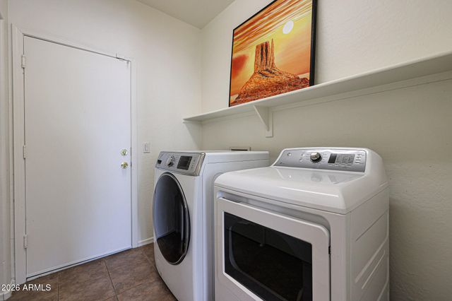 6635 S 45TH Glen, Laveen, AZ 85339