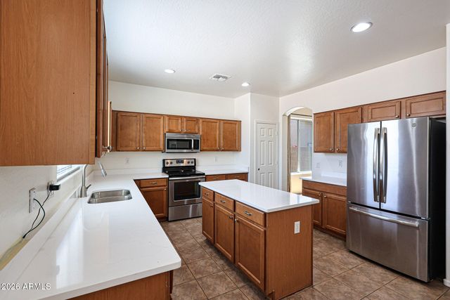 6635 S 45TH Glen, Laveen, AZ 85339