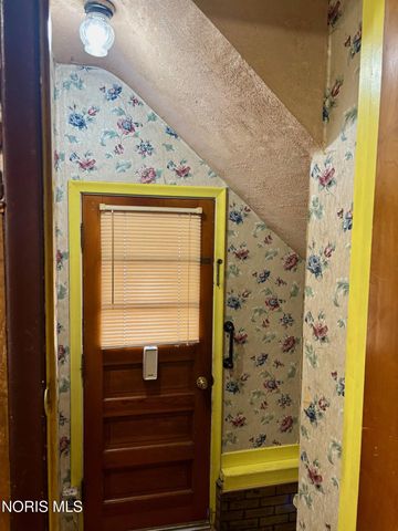 1946 Oakwood Avenue, Toledo, OH 43607