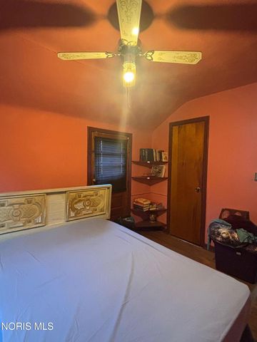 1946 Oakwood Avenue, Toledo, OH 43607