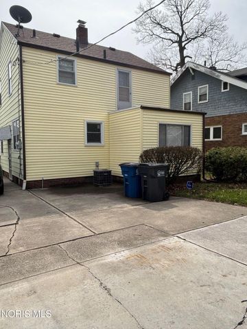 1946 Oakwood Avenue, Toledo, OH 43607