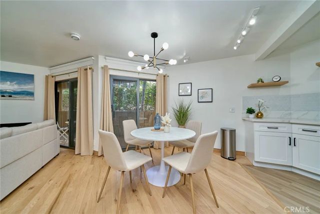 950 N Kings Road 45, West Hollywood, CA 90069