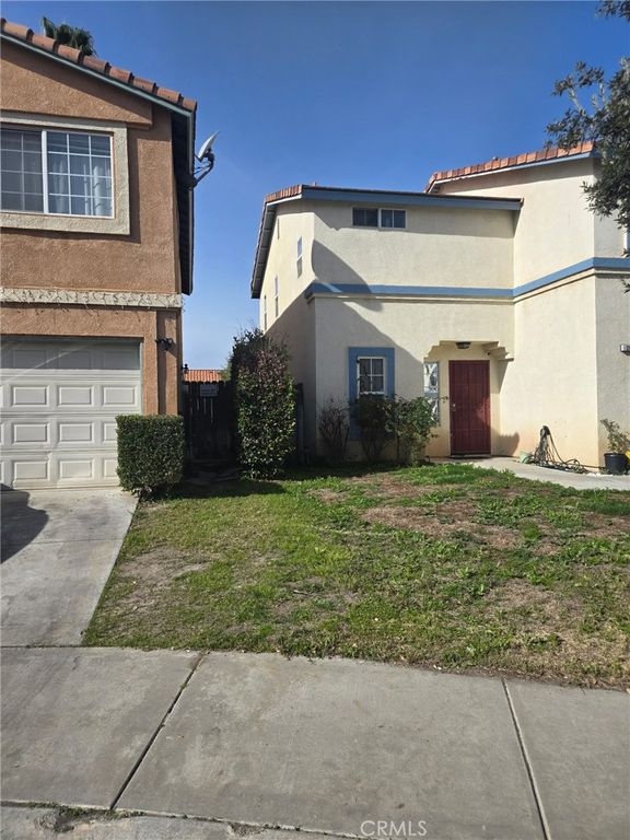 Image 1 of property listing at 260 Mahogany Avenue, San Jacinto, CA 92582