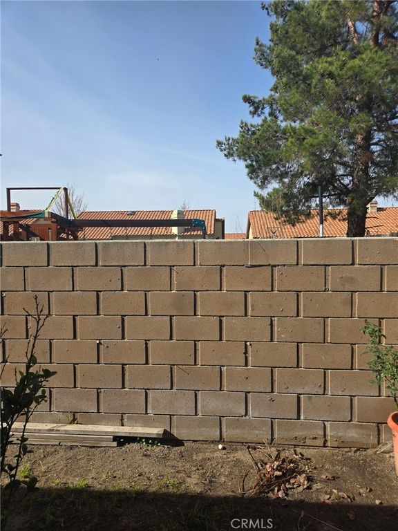 Image 6 of property listing at 260 Mahogany Avenue, San Jacinto, CA 92582