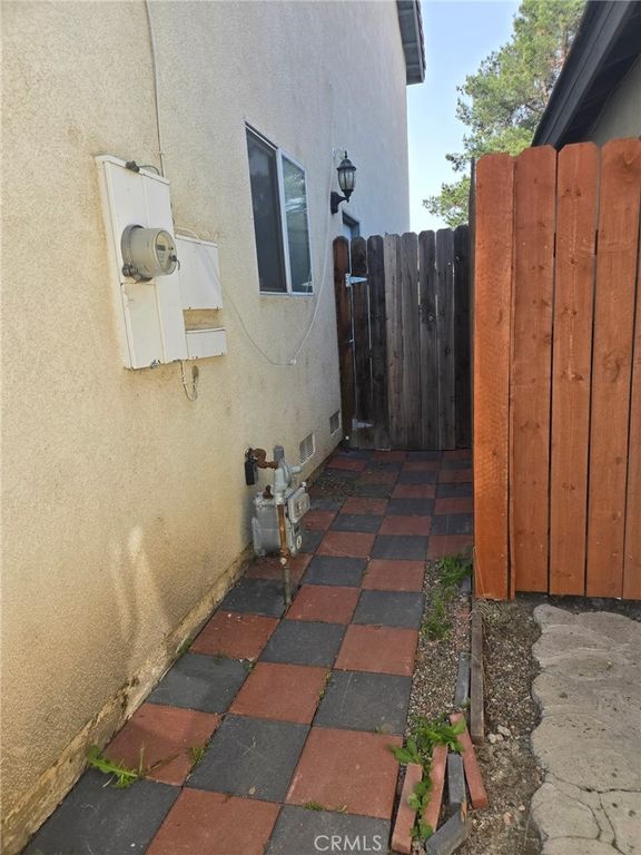 Image 8 of property listing at 260 Mahogany Avenue, San Jacinto, CA 92582