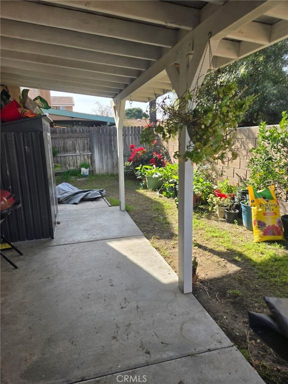 Image 9 of property listing at 260 Mahogany Avenue, San Jacinto, CA 92582