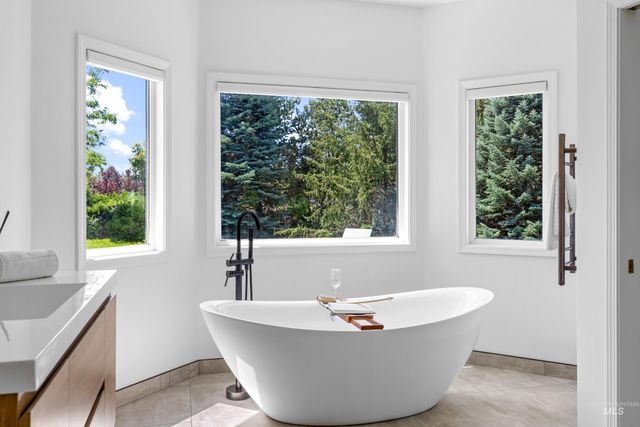 441 W Fordham Drive, Eagle, ID 83616