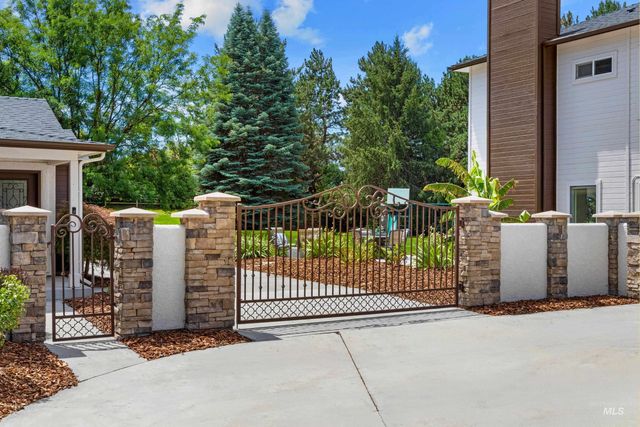 441 W Fordham Drive, Eagle, ID 83616