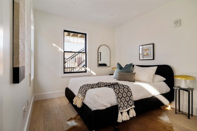 246 Bremen St 1, Boston, MA 02128