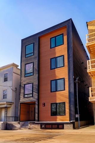 246 Bremen St 1, Boston, MA 02128