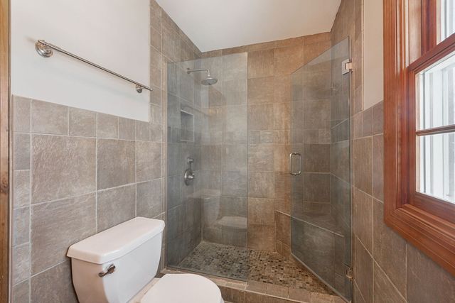 7513 Inverway Drive, Lakewood, IL 60014