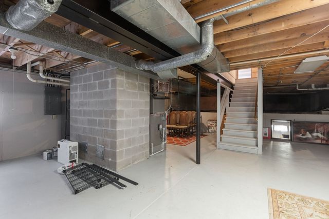 7513 Inverway Drive, Lakewood, IL 60014