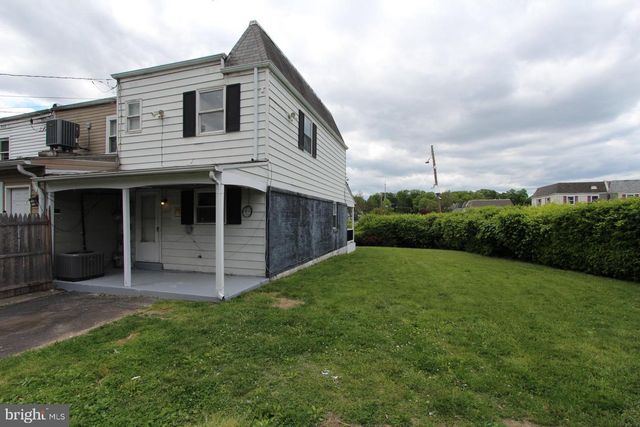5634 MITCHELL RD, Levittown, PA 19057