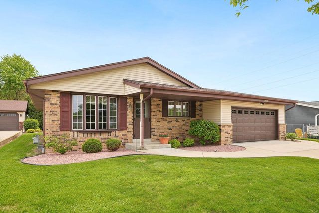 6120 S New York Avenue, Cudahy, WI 53110