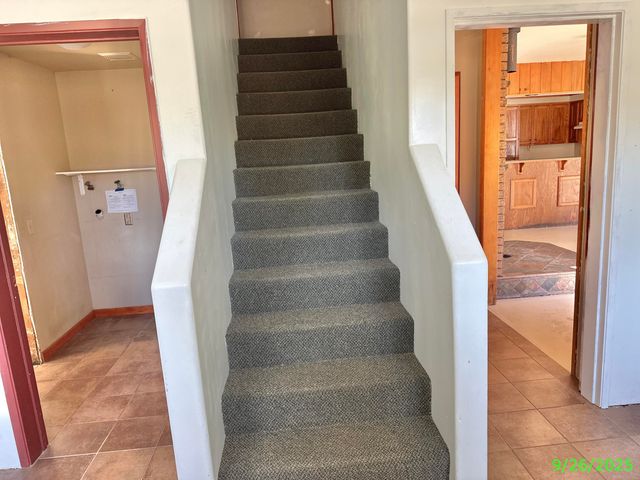 1690 NE Beacon Drive, Grants Pass, OR 97526