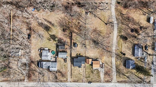 7134 Maplewood Drive, Temperance, MI 48182