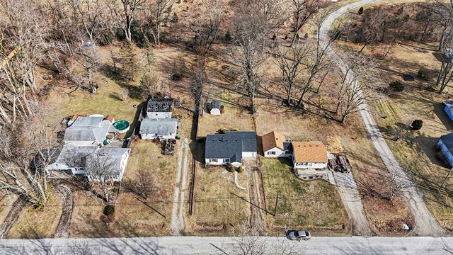 7134 Maplewood Drive, Temperance, MI 48182