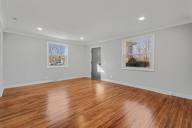 7134 Maplewood Drive, Temperance, MI 48182