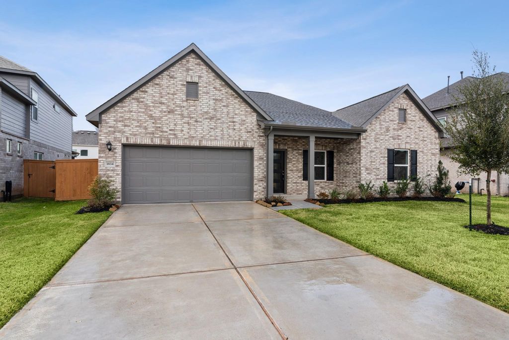 1834 Temple Grove Drive, Iowa Colony, TX 77583