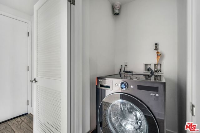 2974 Ripple Place 203, Los Angeles, CA 90039