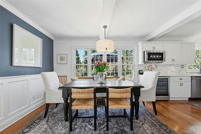 25 Lighthouse Road, Southold, NY 11971
