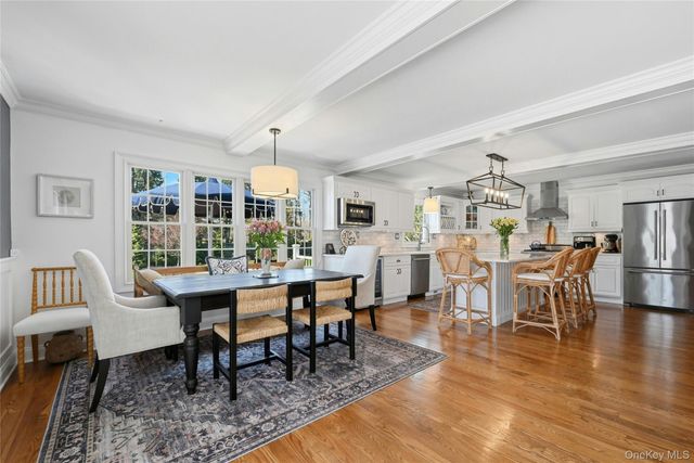 25 Lighthouse Road, Southold, NY 11971
