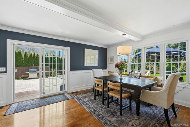 25 Lighthouse Road, Southold, NY 11971