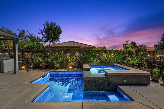 12212 Habitat Way, Rancho Cordova, CA 95742